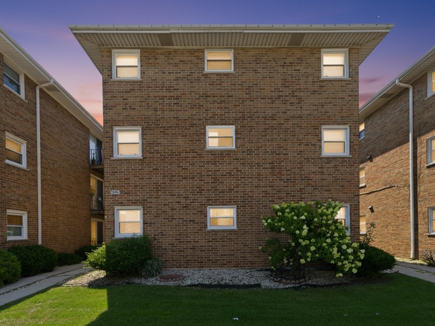 Homes for sale in Chicago, IL | 3456 N Harlem Ave #3W, Chicago, IL 60634 | MLS# 12704101
