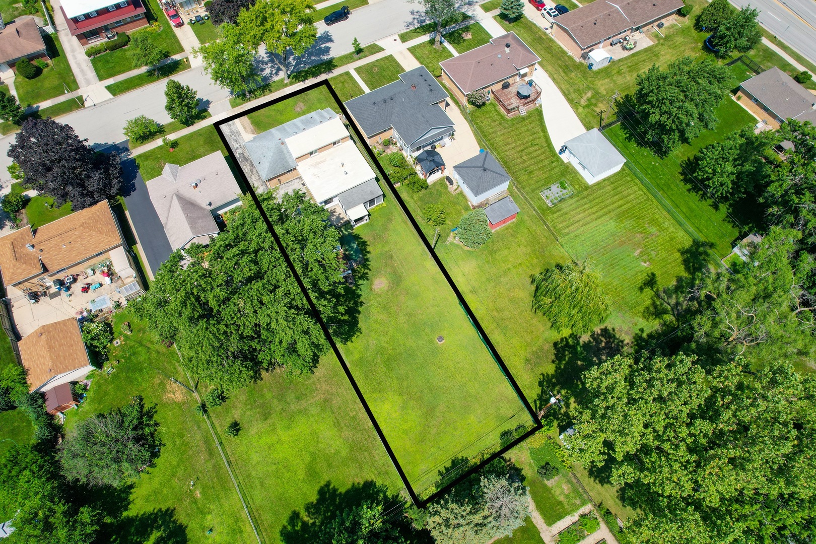 4th image of 425 S Clarendon Ave, Addison, IL 60101 | MLS# 12704163