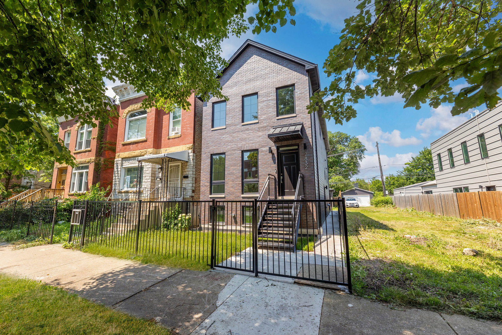 2nd image of 2832 W Wilcox St, Chicago, IL 60612 | MLS# 12704197