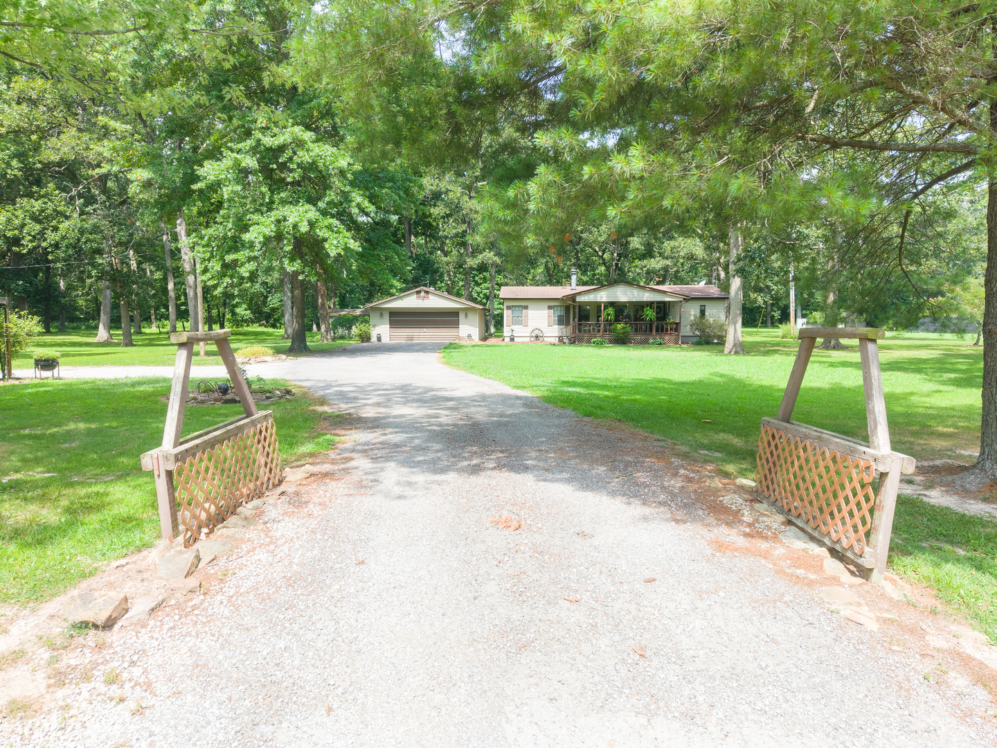 5th image of 209 State Rt 37 S, Kell, IL 62853 | MLS# 12704200