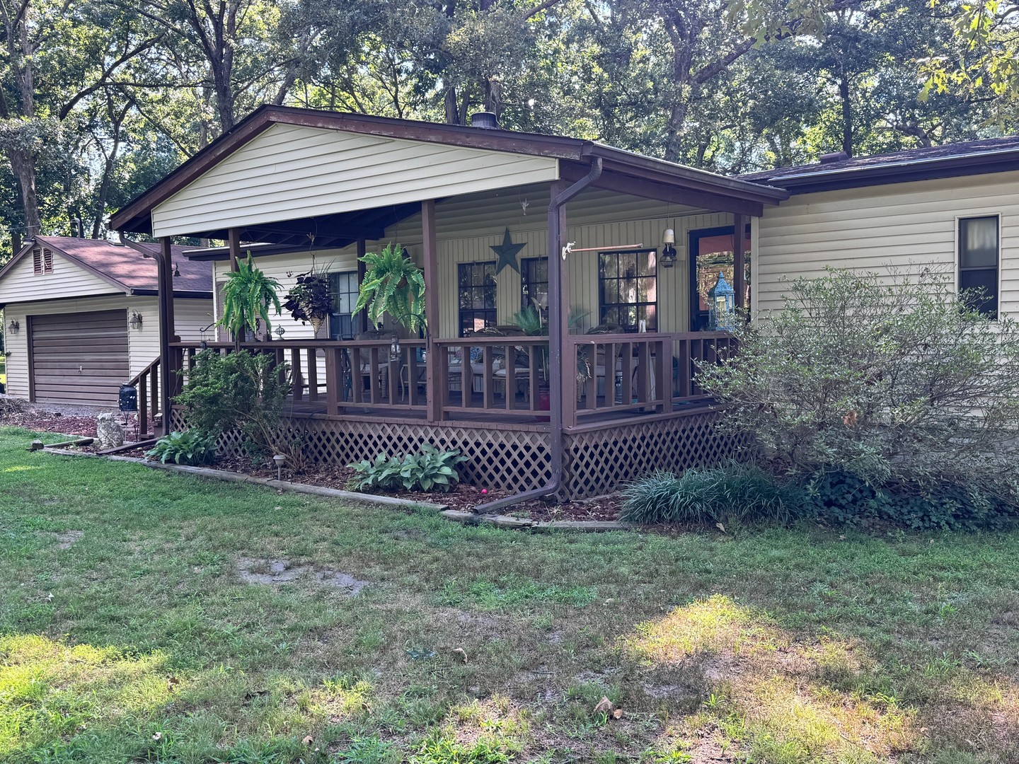 2nd image of 209 State Rt 37 S, Kell, IL 62853 | MLS# 12704200