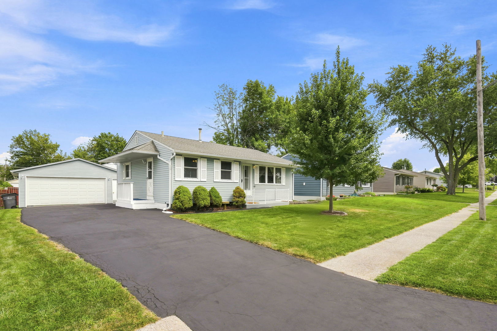 2nd image of 1709 3rd St W, Milan, IL 61264 | MLS# 12704251