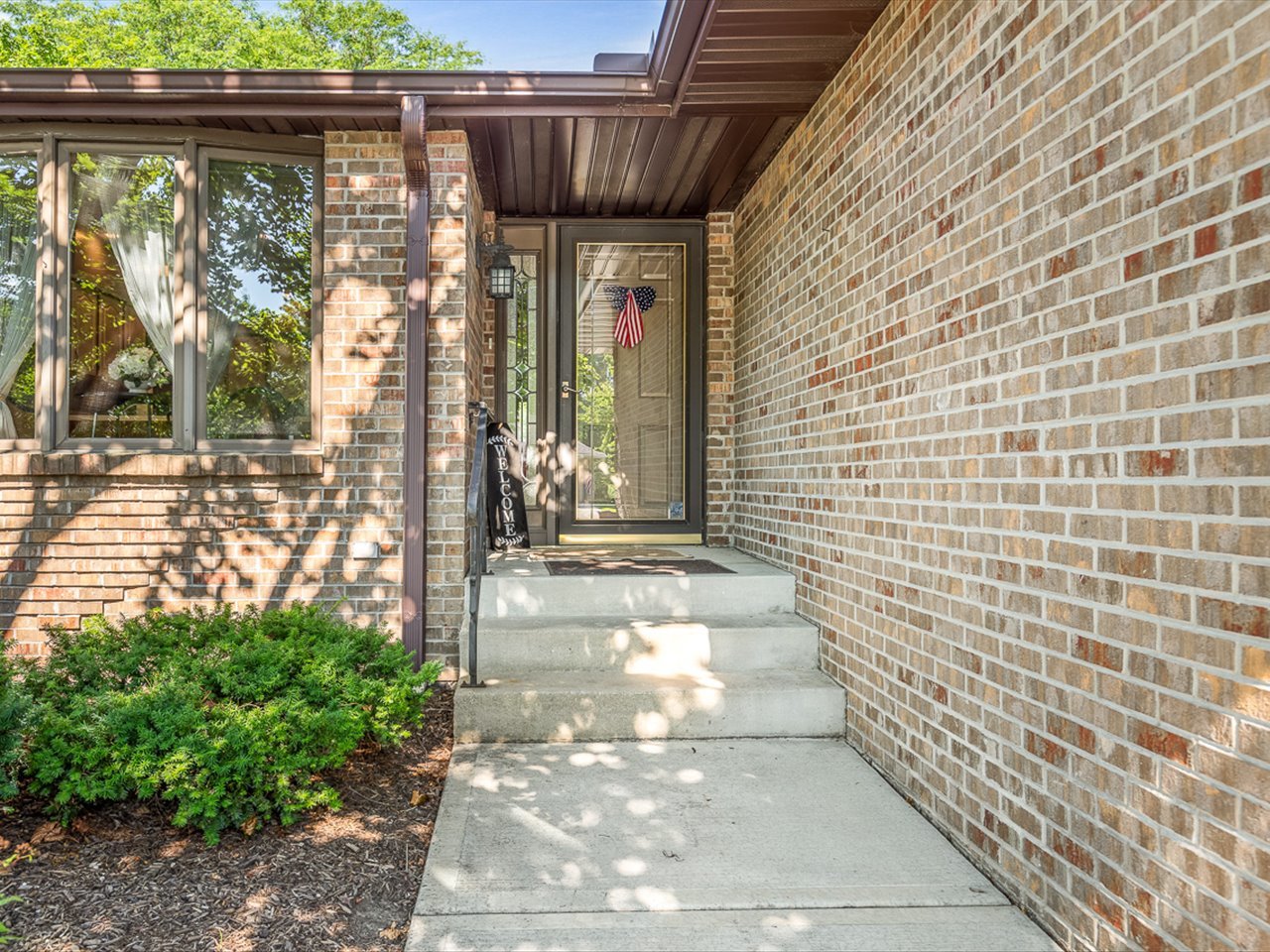 5th image of 1130 Fox Chase Ln, Rockford, IL 61107