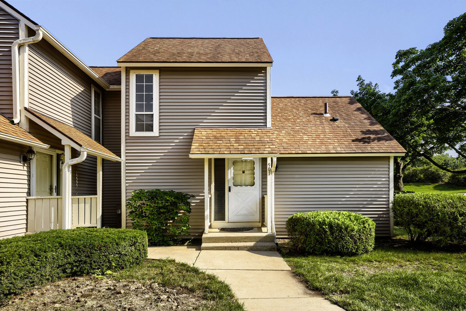 2nd image of 901 Vose Dr, Gurnee, IL 60031 | MLS# 12704503