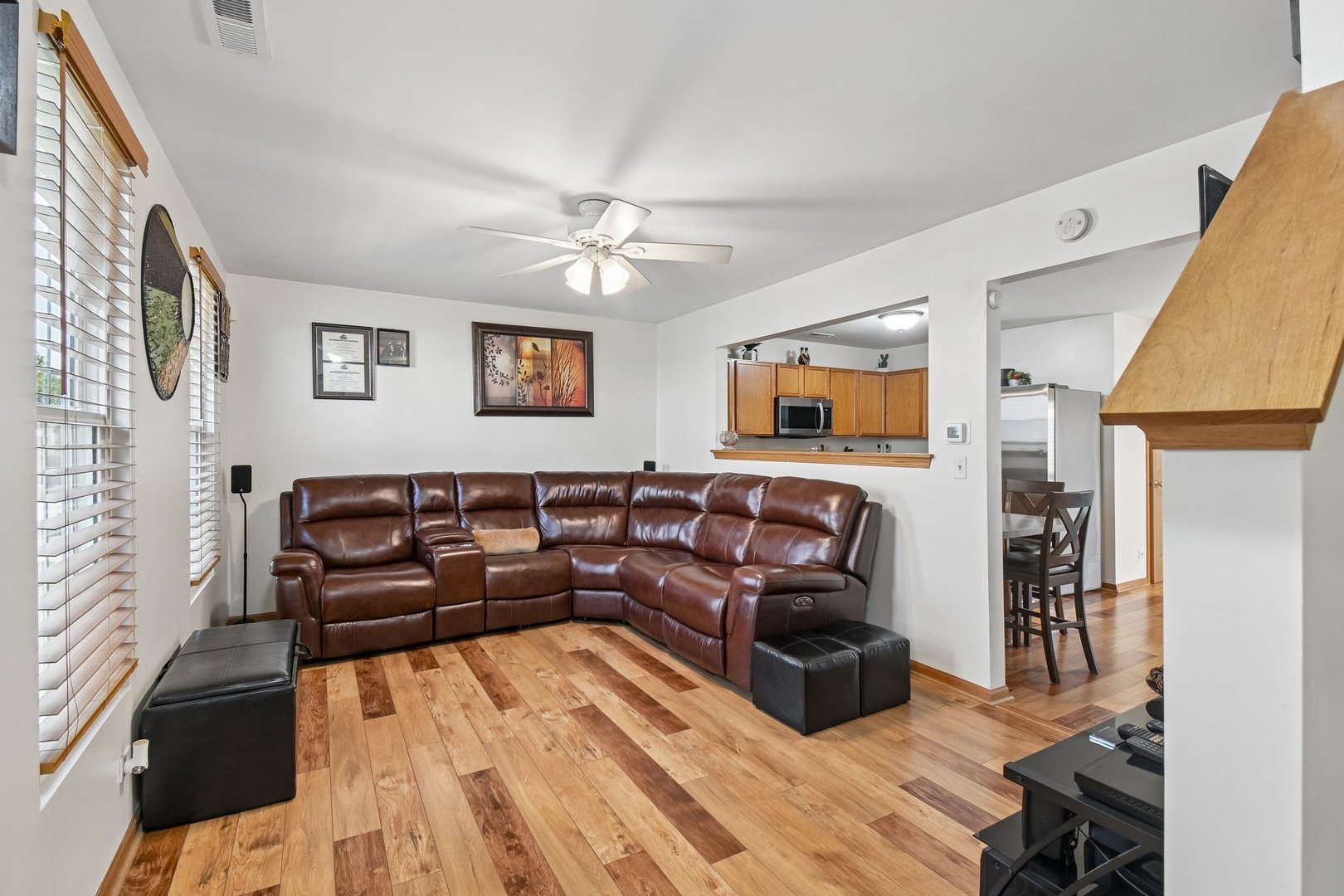 5th image of 807 Serendipity Dr, Aurora, IL 60504