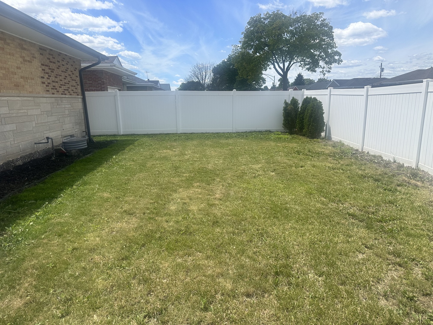 24th image of 8425 W Sunnyside Ave, Chicago, IL 60656 | MLS# 12704571
