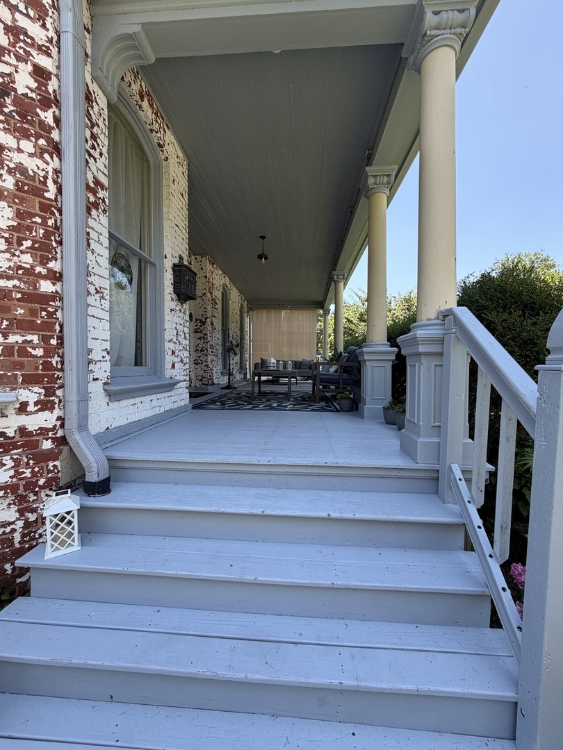 Homes for sale in Decatur, IL | 451 W Macon St, Decatur, IL 62522 | MLS# 12704582