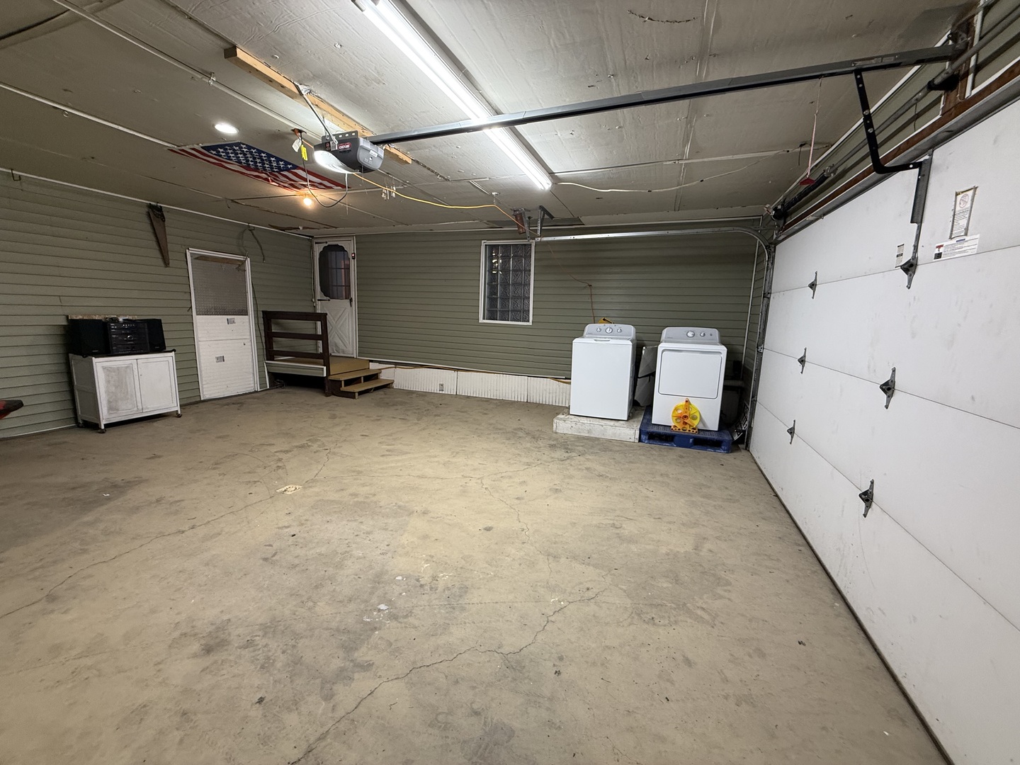 3rd image of 411 Broadway St, Depue, IL 61322 | MLS# 12704584