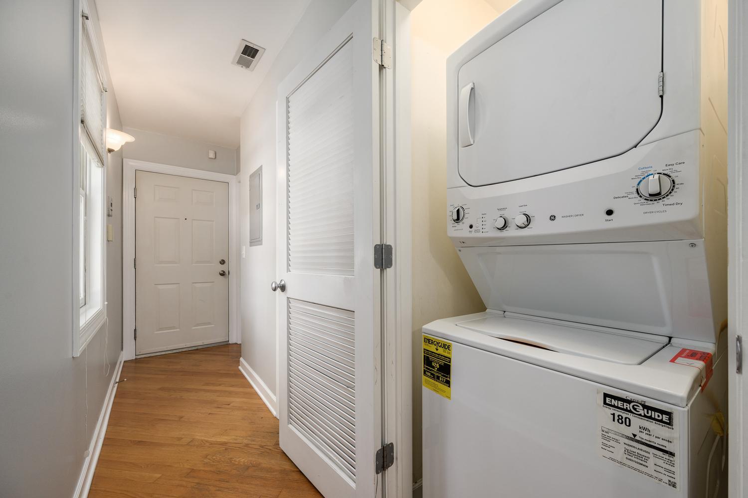2nd image of 3759 N Ashland Ave, Chicago, IL 60613