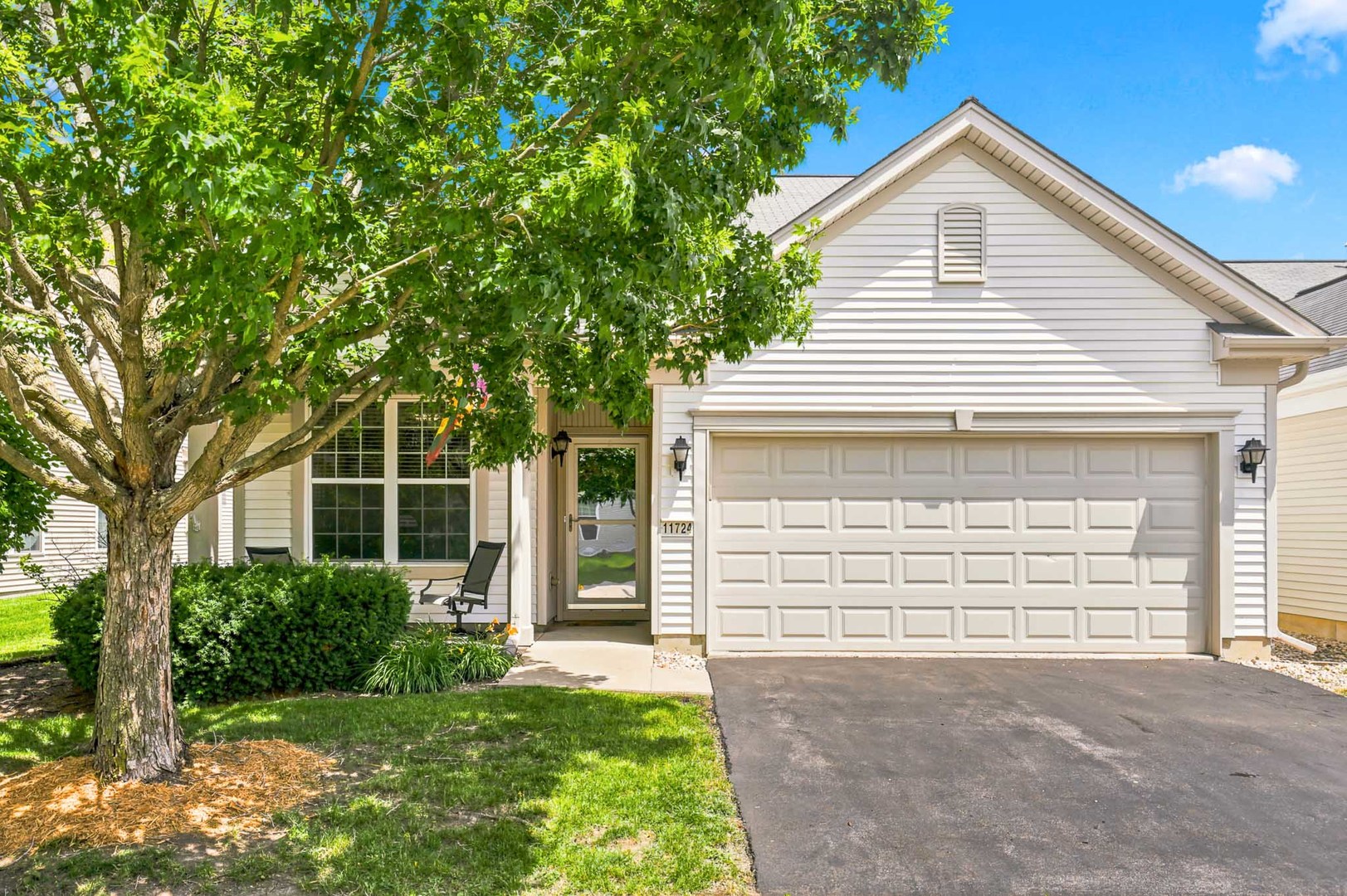 1st image of 11724 Tanglewood Ln, Huntley, IL 60142 | MLS# 12704643