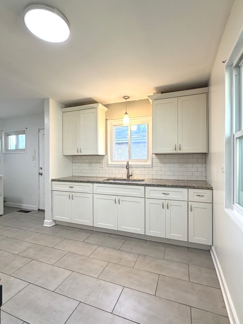 2nd image of 1326 Imperial Ave, Calumet City, IL 60409 | MLS# 12704656