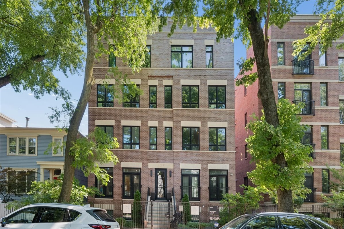 1st image of 925 W Montana St #1E, Chicago, IL 60614 | MLS# 12704705