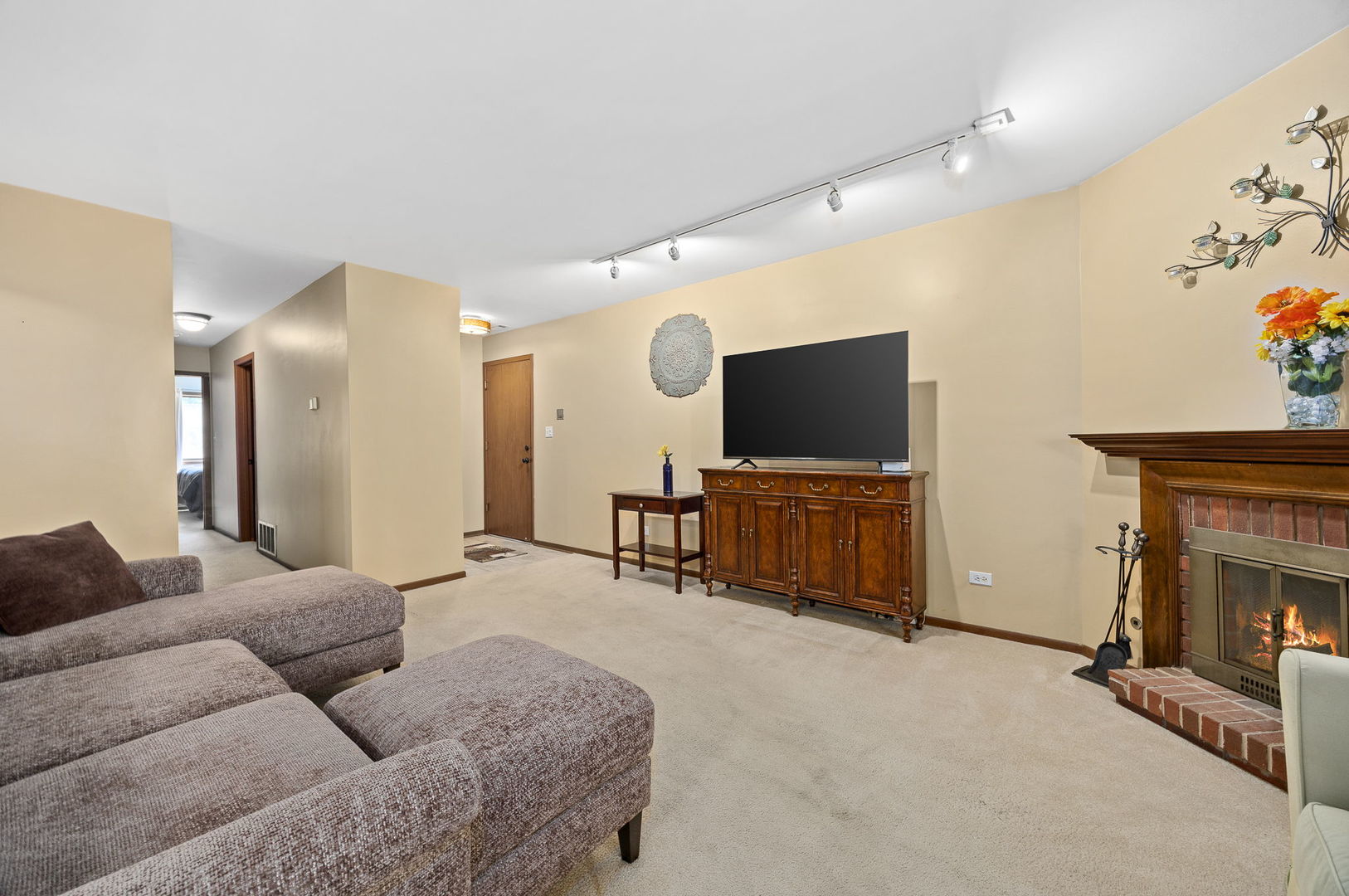 5th image of 1884 Portsmouth Dr #C, Lisle, IL 60532 | MLS# 12704719