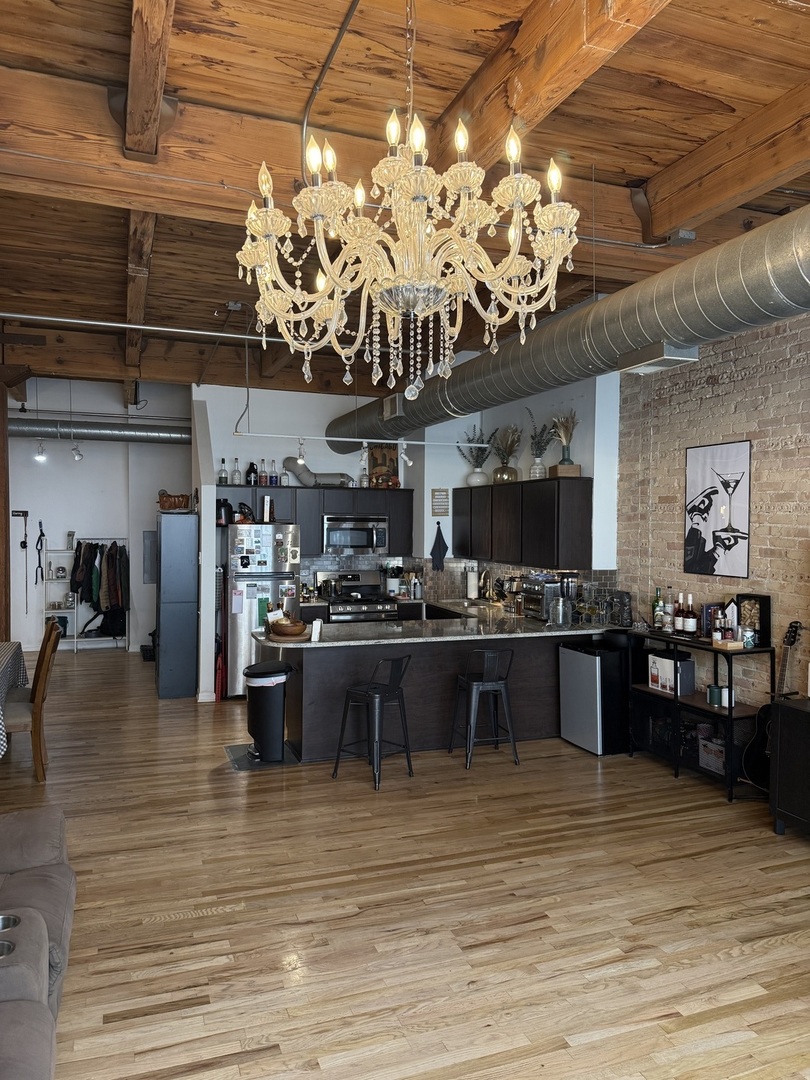 Homes for sale in Chicago, IL | 1017 W Washington Blvd #2E, Chicago, IL 60607 | MLS# 12704737