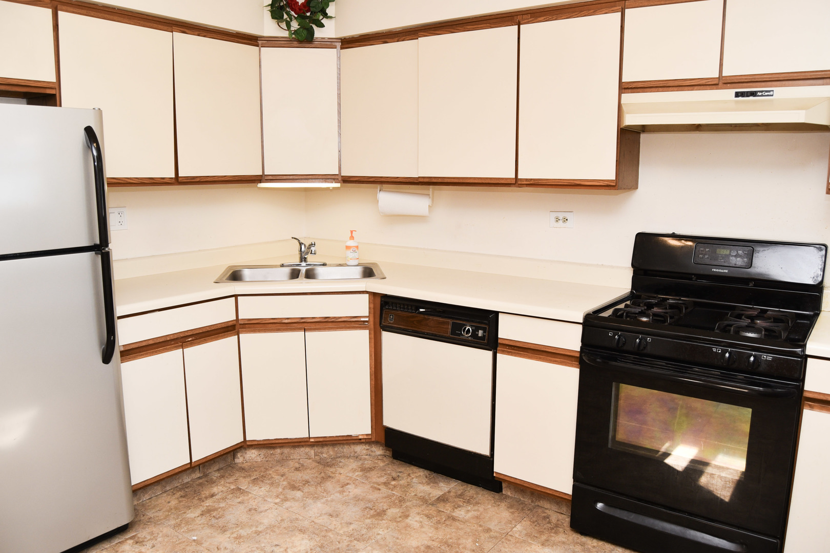 image of 34228 N Birch Ln #27c, Gurnee, IL 60031 | MLS# 12704865