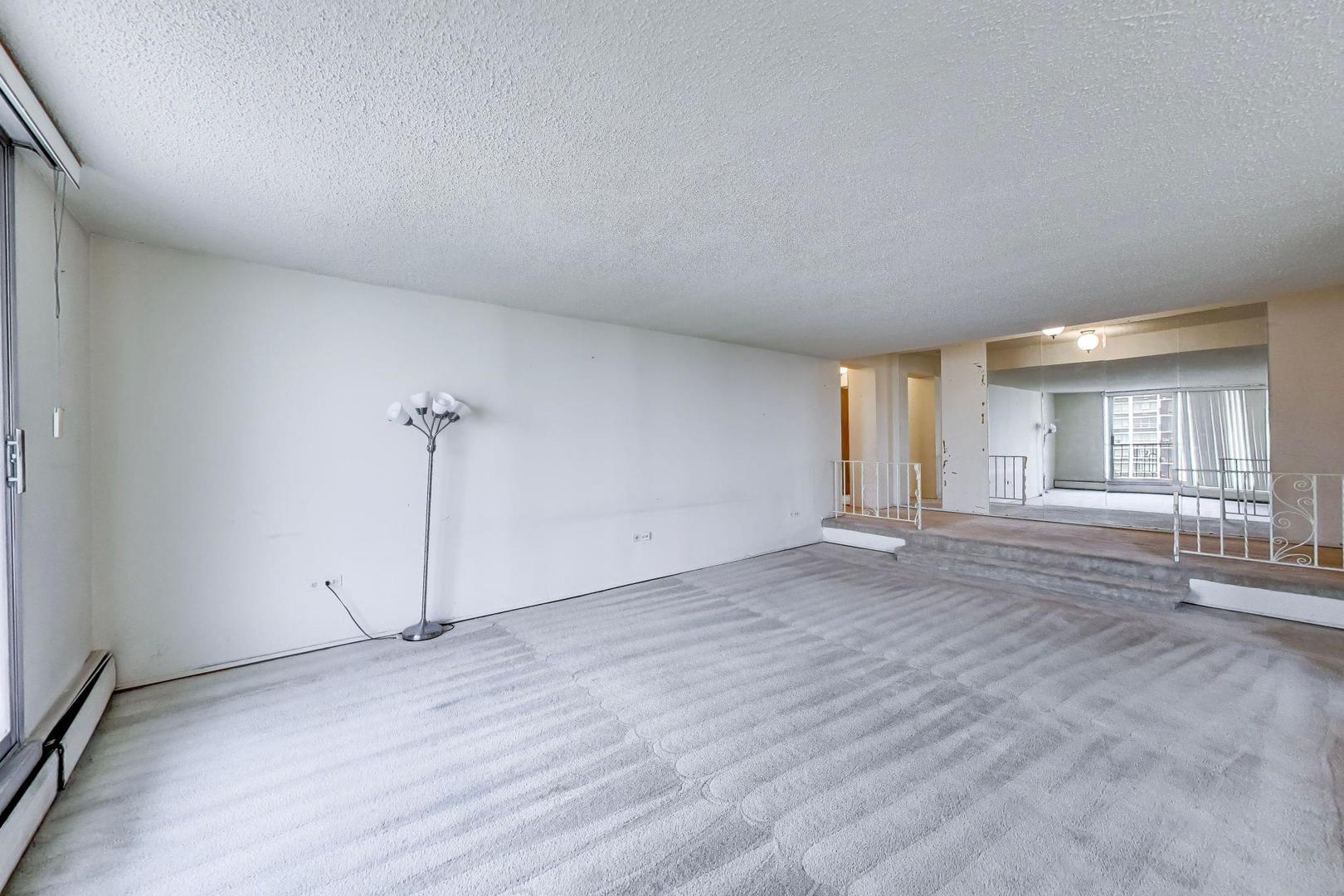 4th image of 8809 W Golf Rd #7F, Niles, IL 60714 | MLS# 12704889