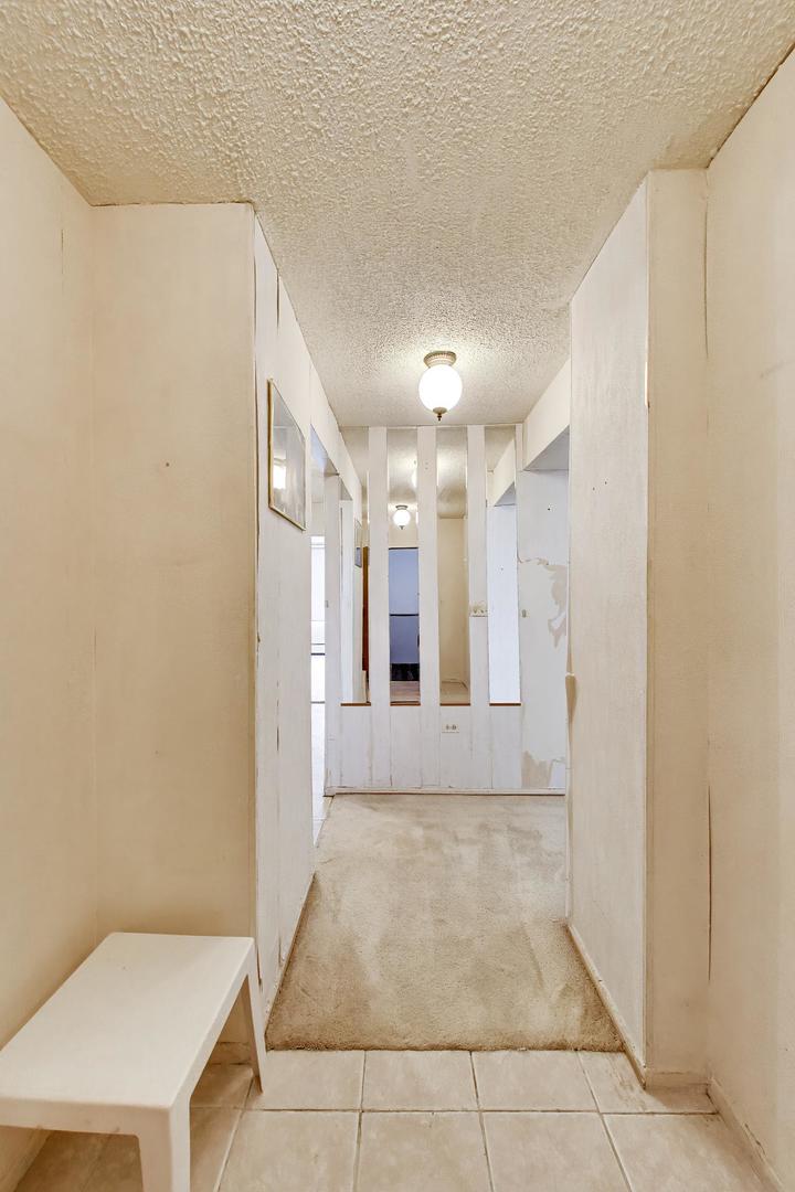 3rd image of 8809 W Golf Rd #7F, Niles, IL 60714 | MLS# 12704889