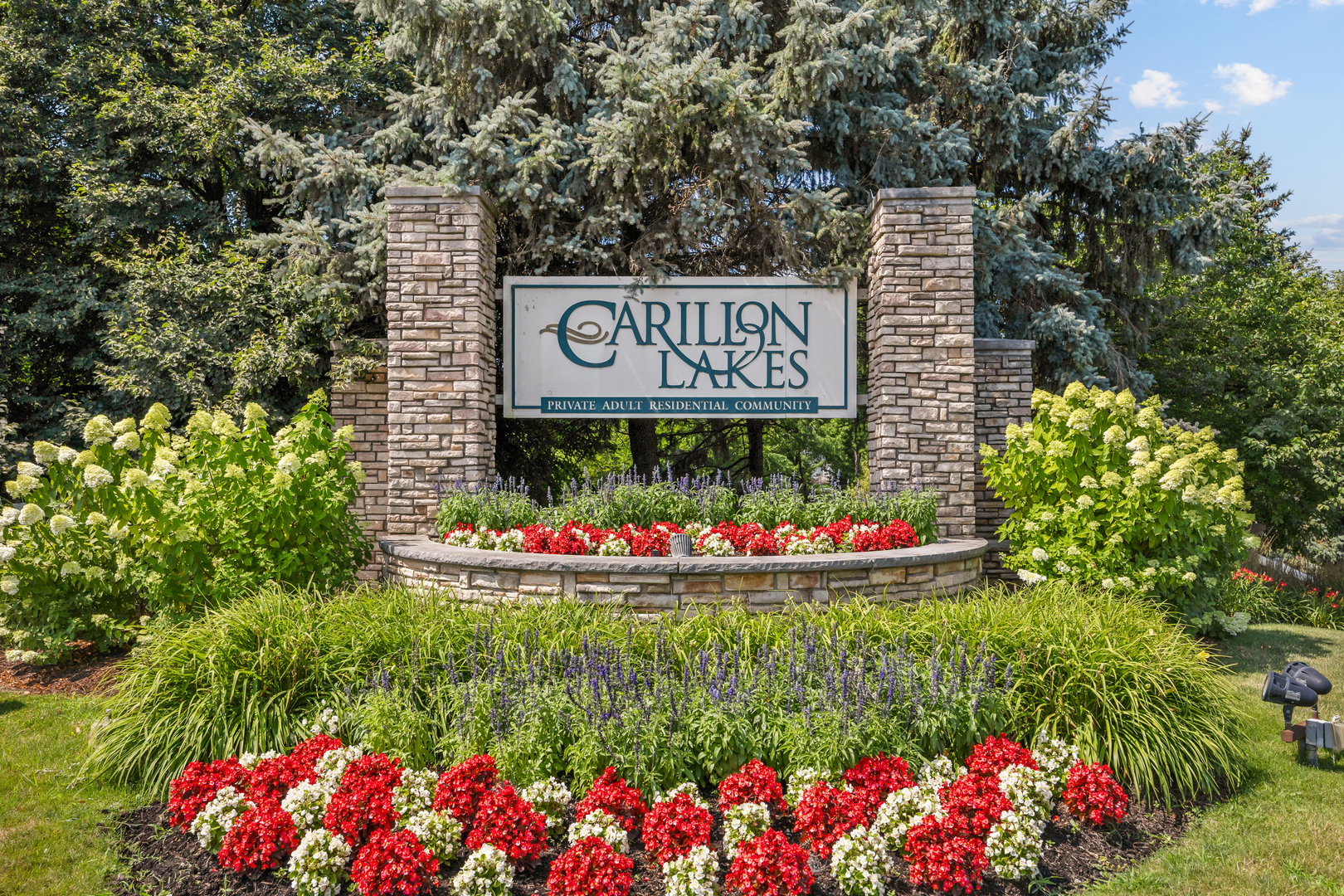 35th image of 16530 Grandwood Lake Dr, Crest Hill, IL 60403 | MLS# 12704896