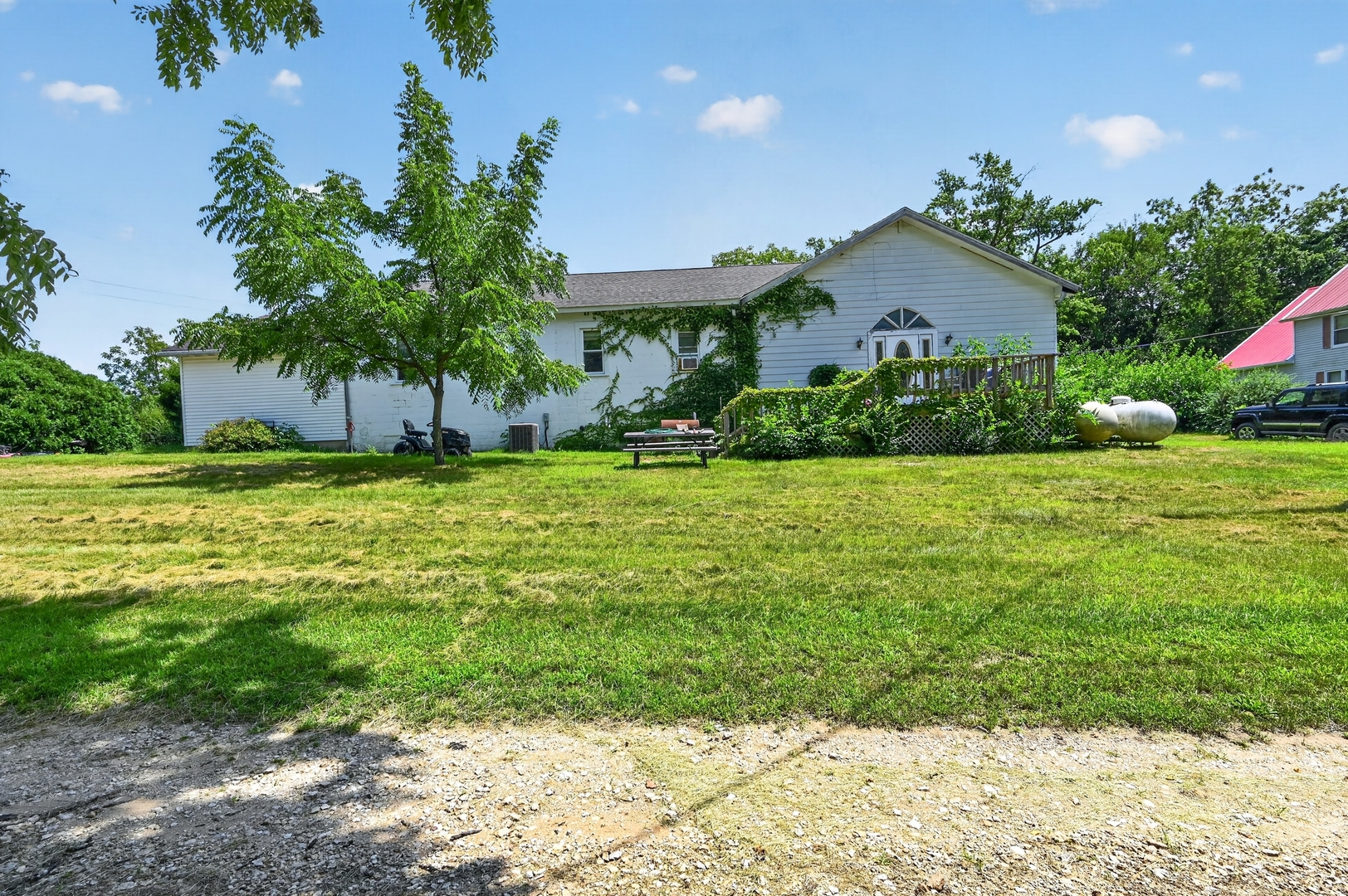 Homes for sale in Amboy, IL | 2067 Shaw Rd, Amboy, IL 61310 | MLS# 12704943