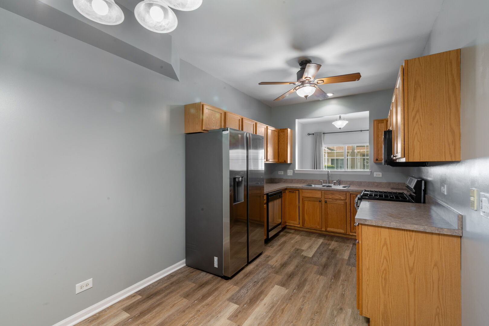 4th image of 798 County Line Rd #798, Aurora, IL 60502 | MLS# 12704947