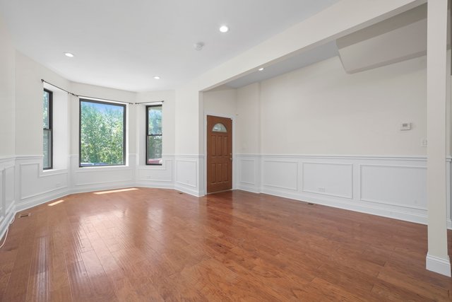 Homes for sale in Chicago, IL | 3912 W Congress Pkwy, Chicago, IL 60624 | MLS# 12704964