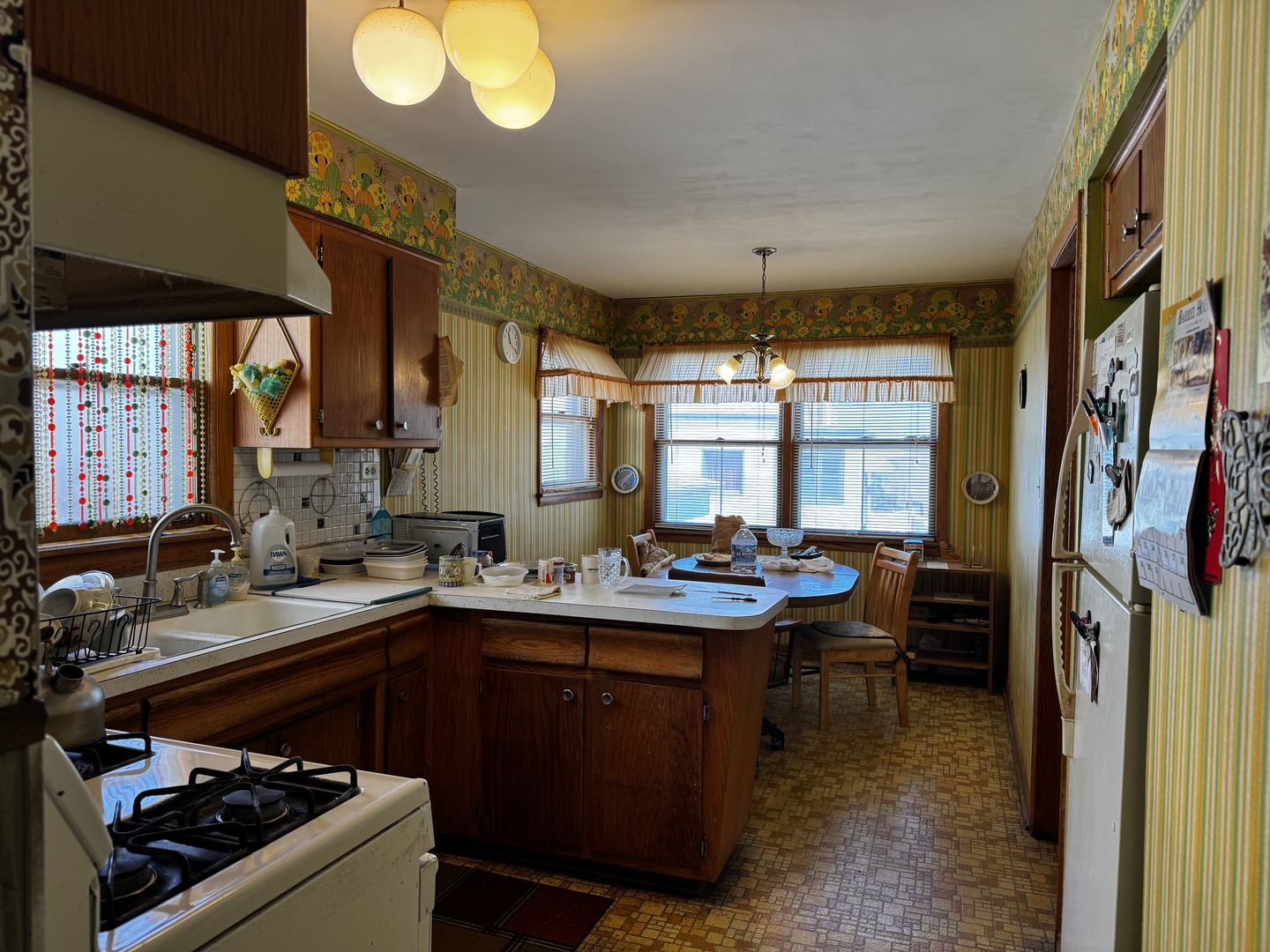 Homes for sale in Harwood Heights, IL | 6534 Gunnison St, Harwood Heights, IL 60706 | MLS# 12704986