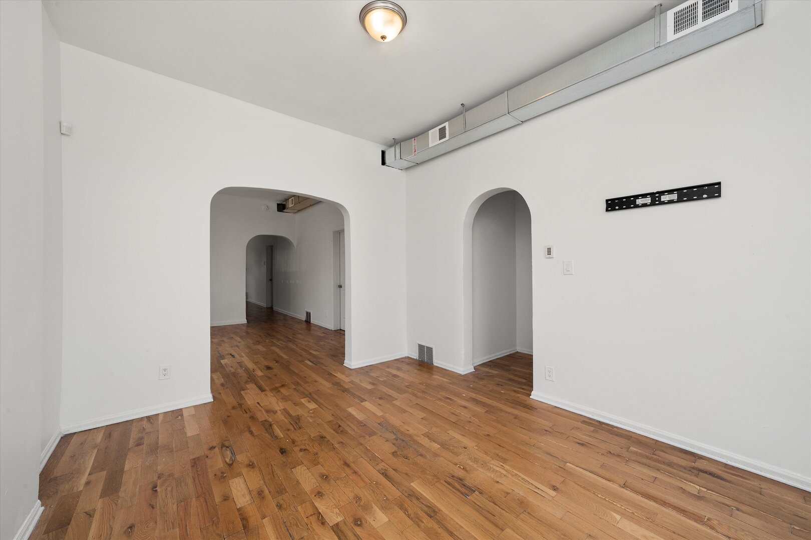 3rd image of 2857 W Polk St, Chicago, IL 60612 | MLS# 12705015