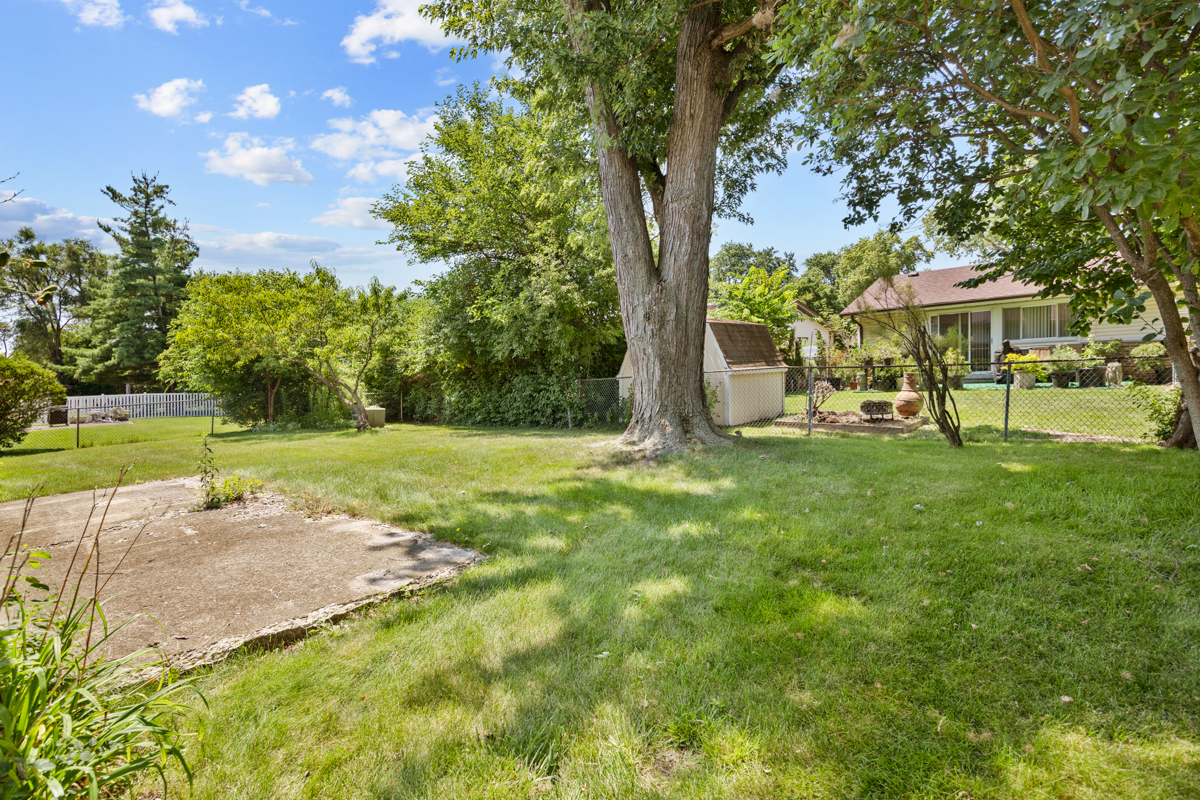 20th image of 816 Delphia Ave, Elk Grove Village, IL 60007 | MLS# 12705063