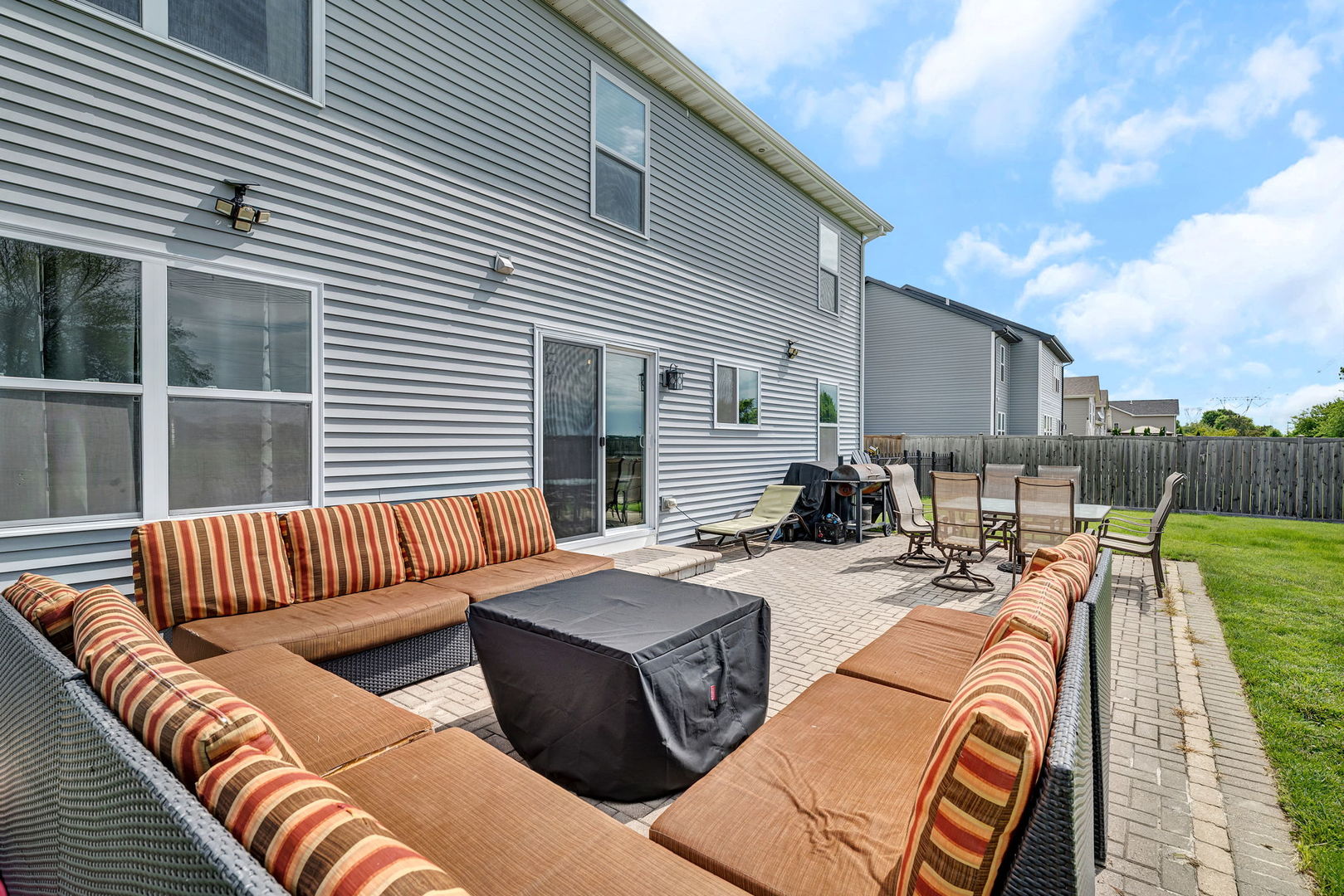 2nd image of 27337 W Deer Hollow Ln, Channahon, IL 60410 | MLS# 12705069