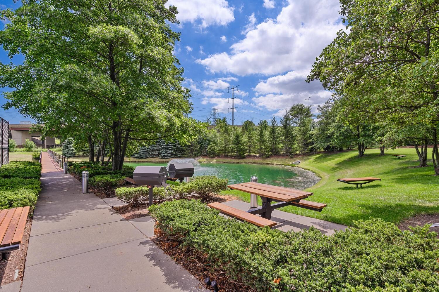 26th image of 9715 Woods Dr #1403, Skokie, IL 60077 | MLS# 12705084