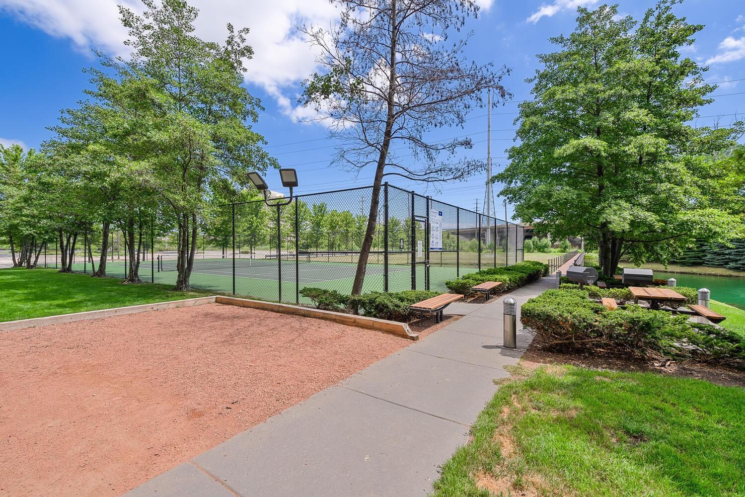 2nd image of 9715 Woods Dr, Skokie, IL 60077
