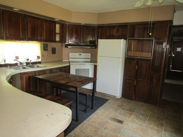 5th image of 302 Dunn St, Elizabethtown, IL 62931 | MLS# 12705102