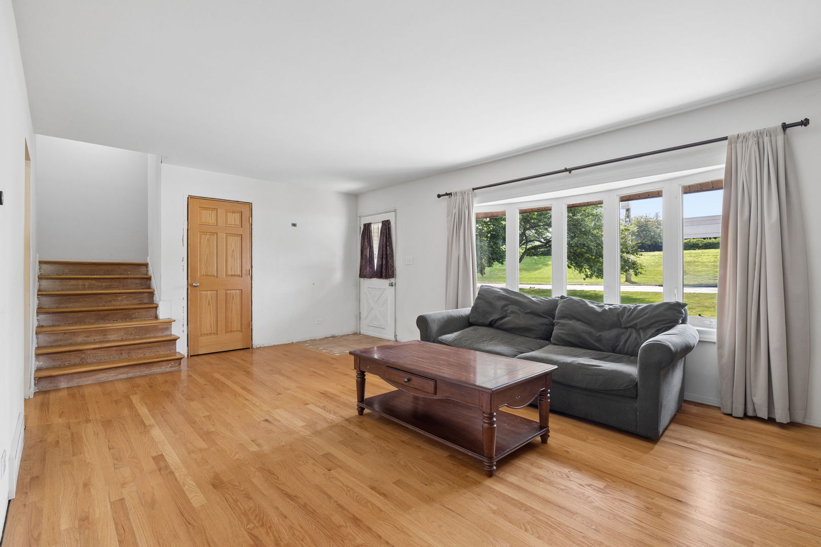 5th image of 4415 Yender Ave, Lisle, IL 60532 | MLS# 12705103