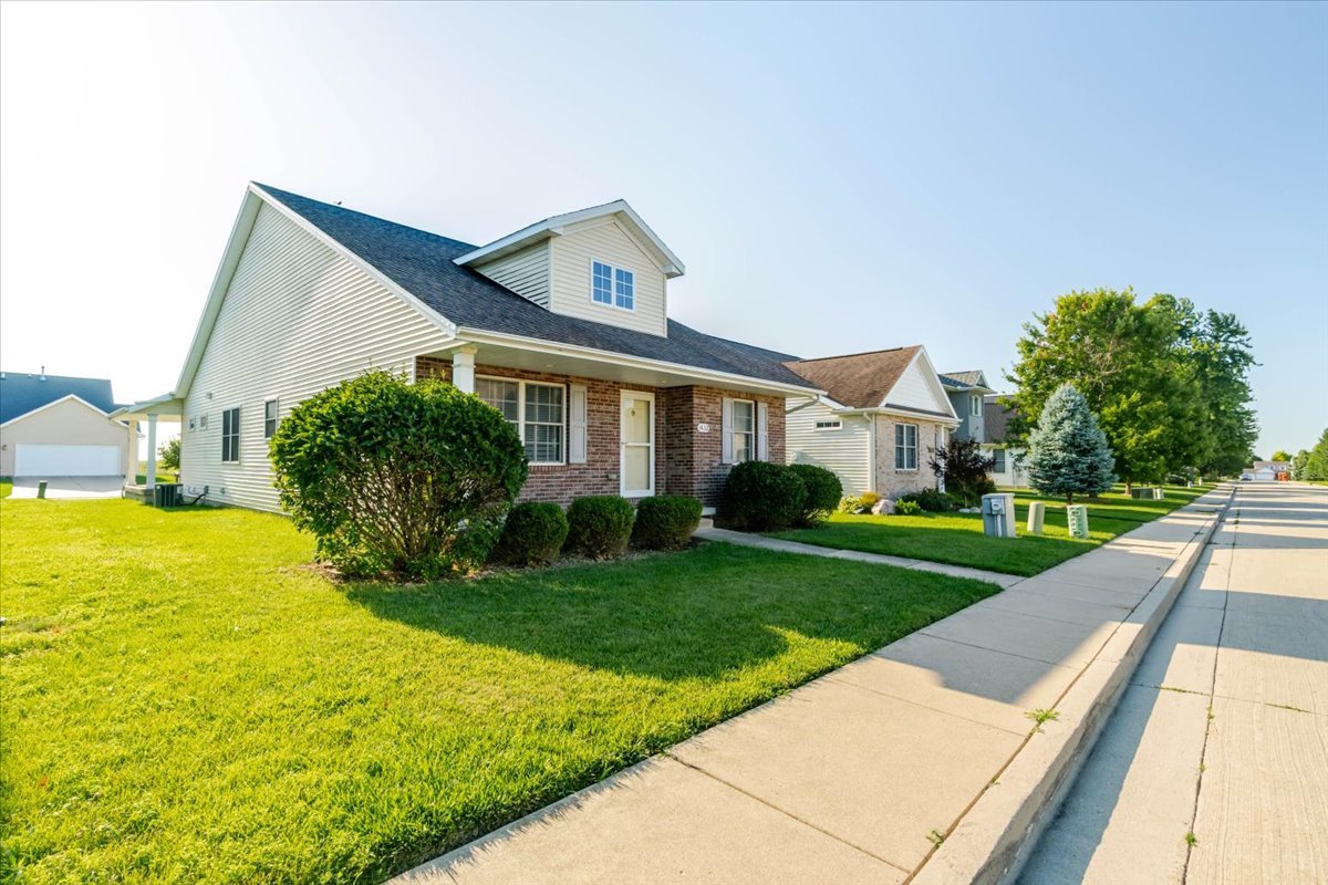 Homes for sale in Normal, IL | 1632 Belclare Rd, Normal, IL 61761 | MLS# 12705111