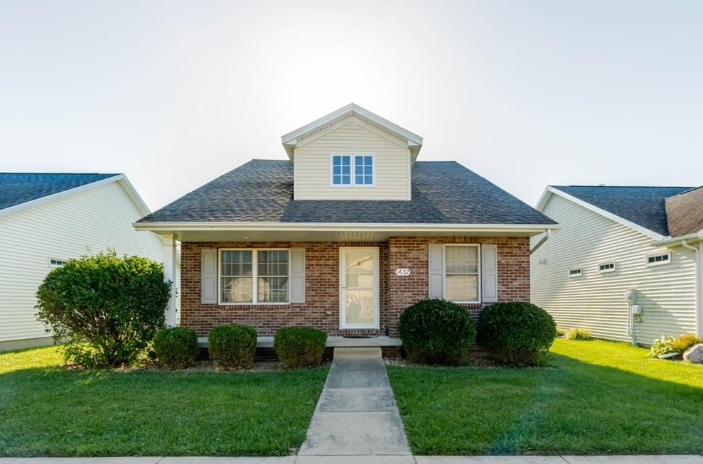 Homes for sale in Normal, IL | 1632 Belclare Rd, Normal, IL 61761 | MLS# 12705111
