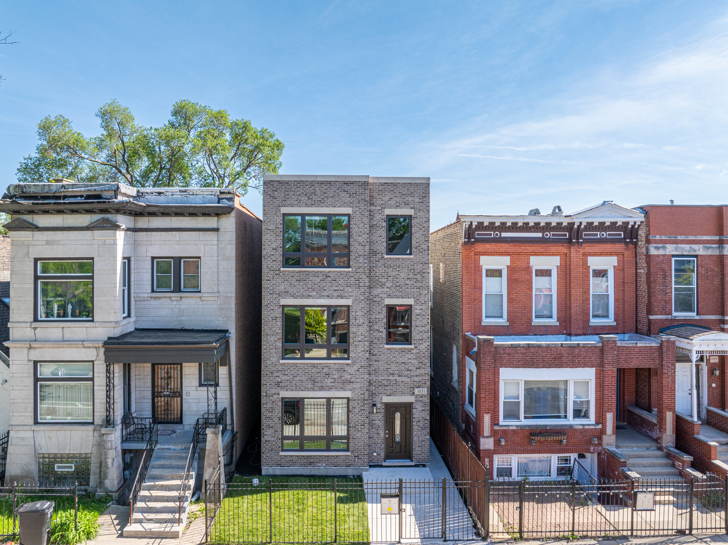 2nd image of 3031 W Warren Blvd, Chicago, IL 60612 | MLS# 12705149
