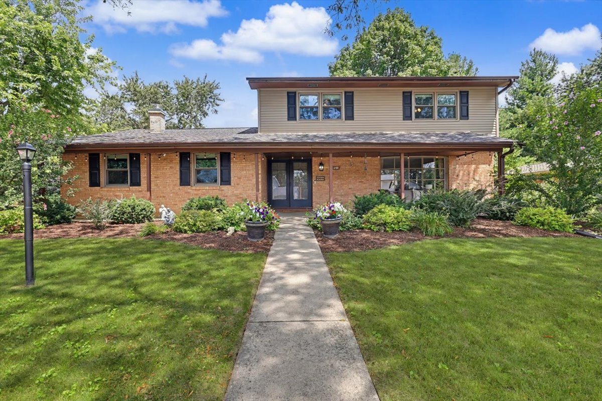 Homes for sale in Normal, IL | 1018 Porter Ln, Normal, IL 61761 | MLS# 12705196
