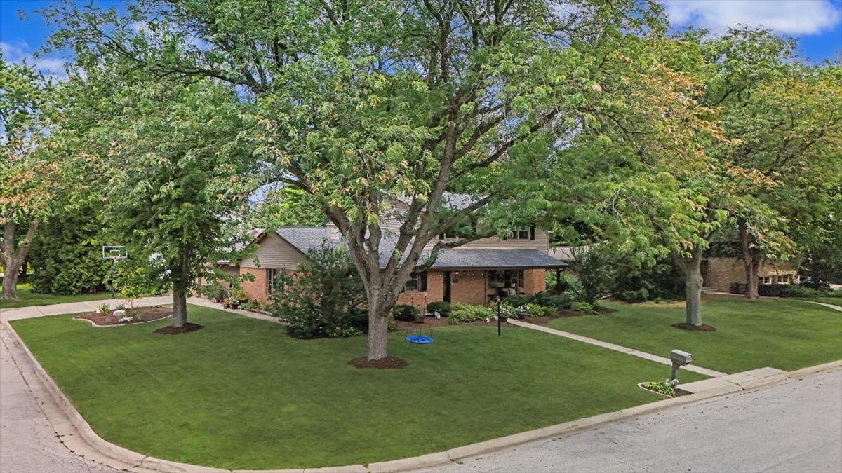 Homes for sale in Normal, IL | 1018 Porter Ln, Normal, IL 61761 | MLS# 12705196