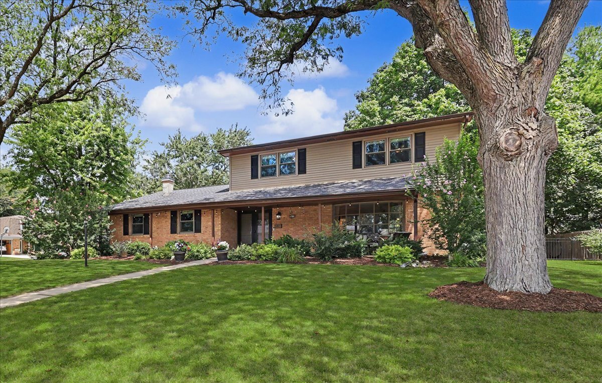 Homes for sale in Normal, IL | 1018 Porter Ln, Normal, IL 61761 | MLS# 12705196