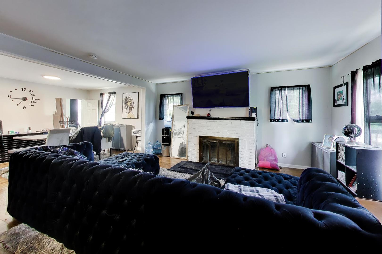 4th image of 330 Park Ave, Cary, IL 60013 | MLS# 12705227