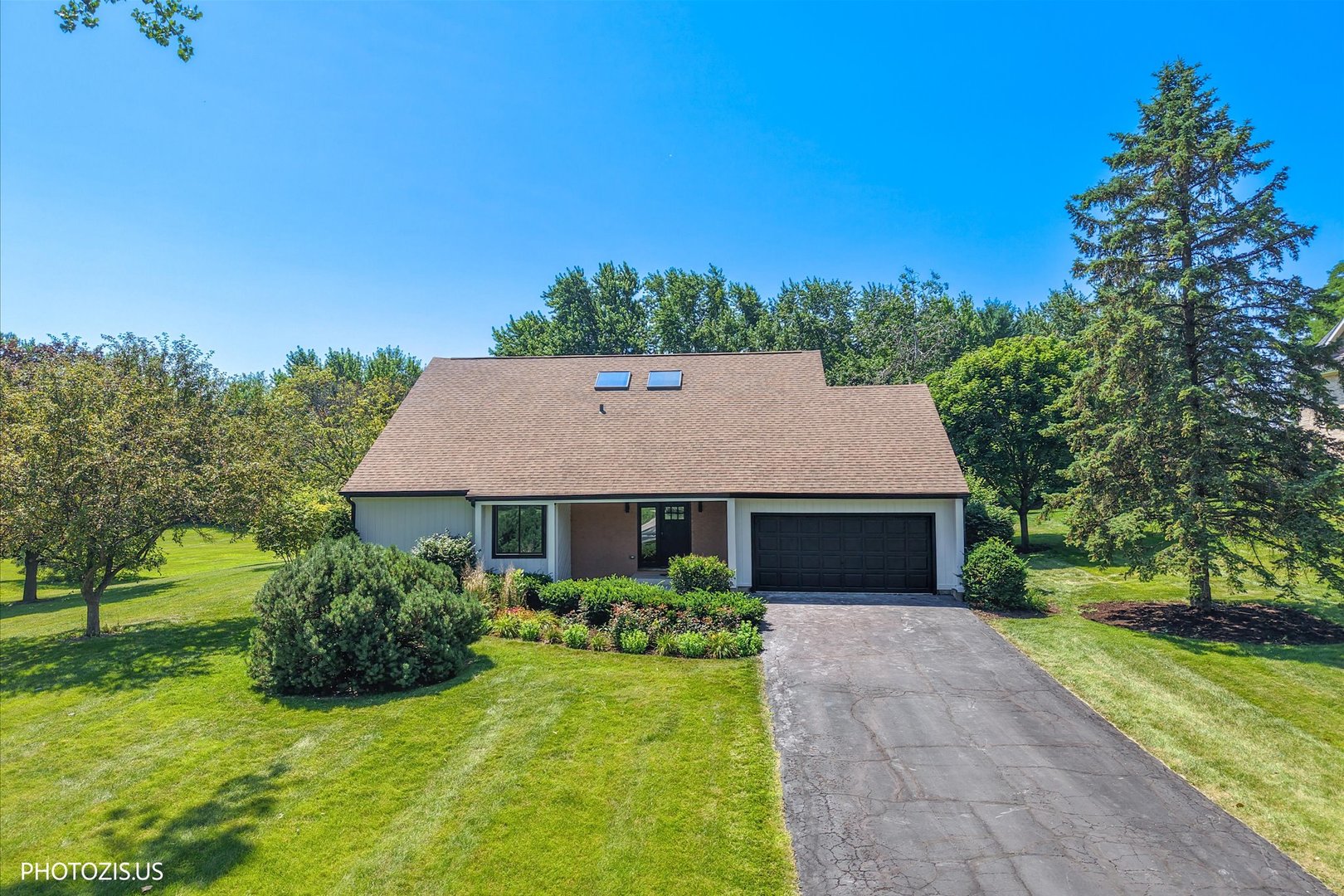 1st image of 13 Chipping Campden Dr, South Barrington, IL 60010 | MLS# 12705249