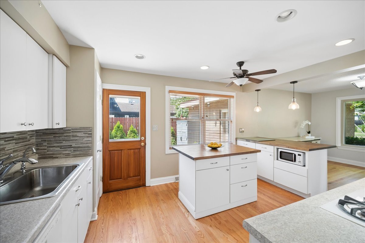 5th image of 1746 Richfield Ave, Highland Park, IL 60035 | MLS# 12705272