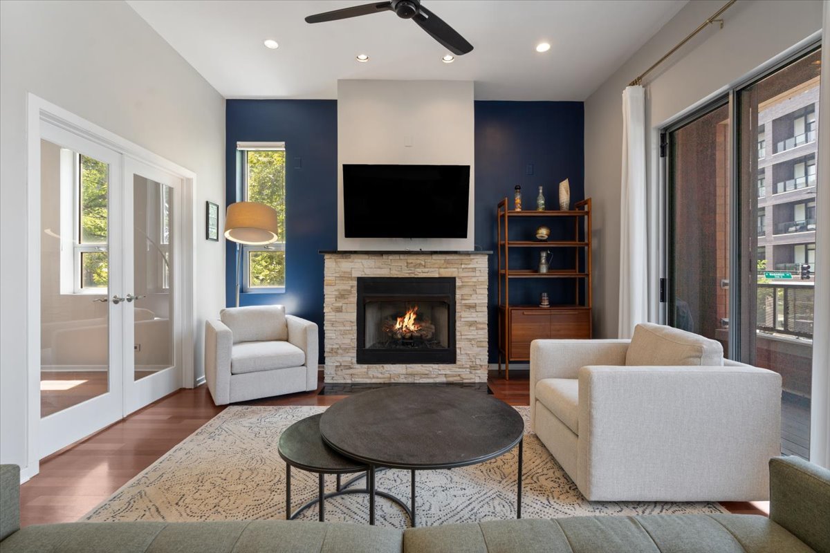 Homes for sale in Chicago, IL | 1717 N Western Ave, Chicago, IL 60647