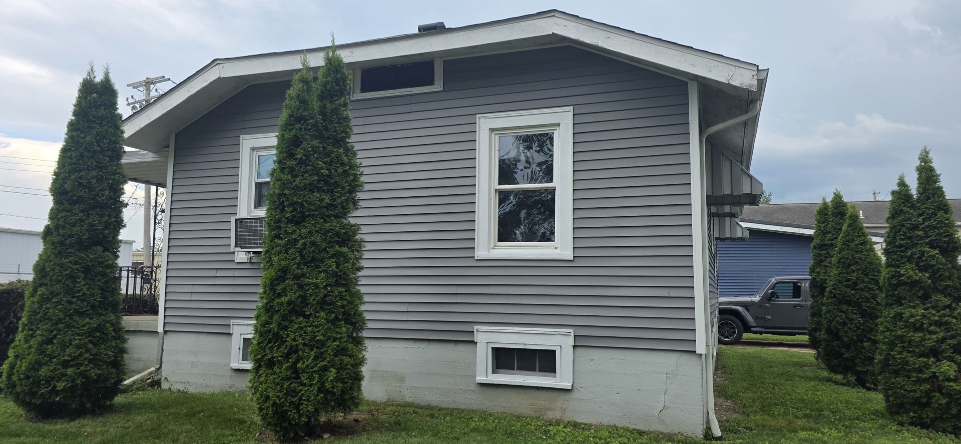 2nd image of 302 N 16th St, Charleston, IL 61920 | MLS# 12705330