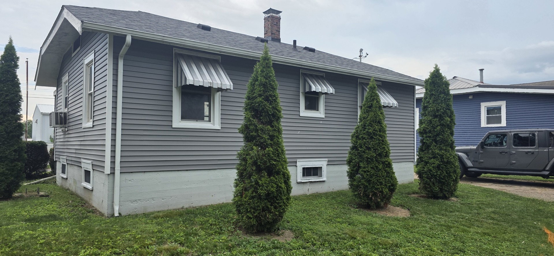 3rd image of 302 N 16Th St, Charleston, IL 61920 | MLS# 12705330