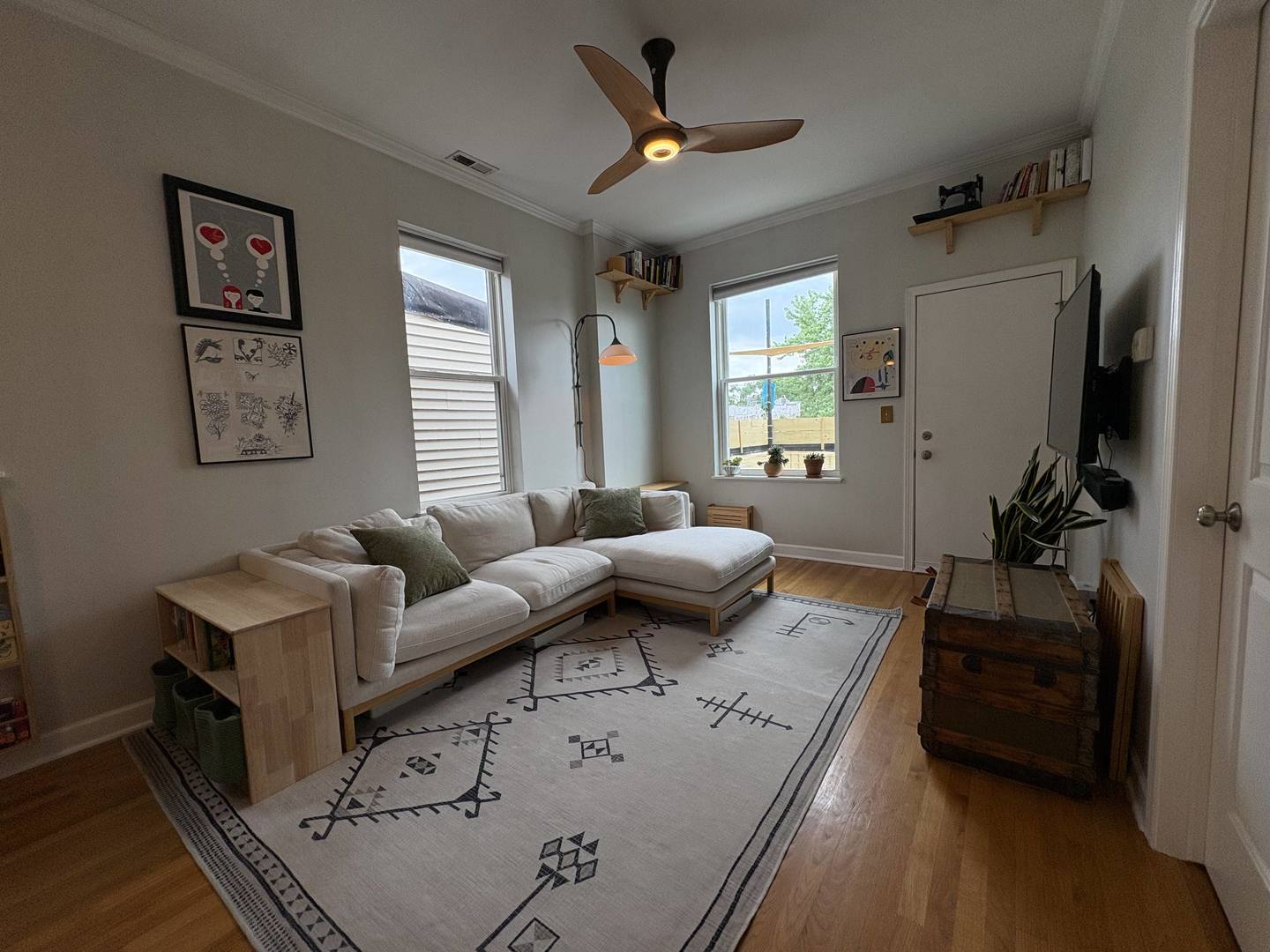Homes for sale in Chicago, IL | 1312 N Artesian Ave #3R, Chicago, IL 60622 | MLS# 12705362