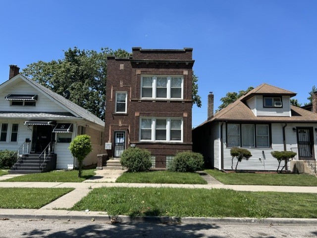 1st image of 7648 S Luella Ave, Chicago, IL 60649 | MLS# 12705372