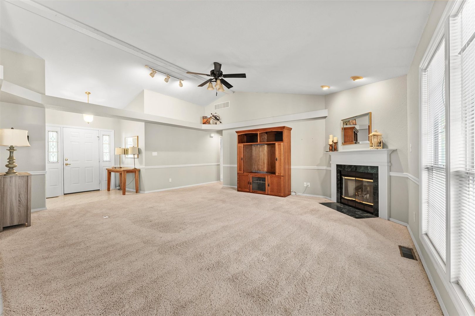 Homes for sale in Mahomet, IL | 1108 Beaver Creek Ln, Mahomet, IL 61853 | MLS# 12705380