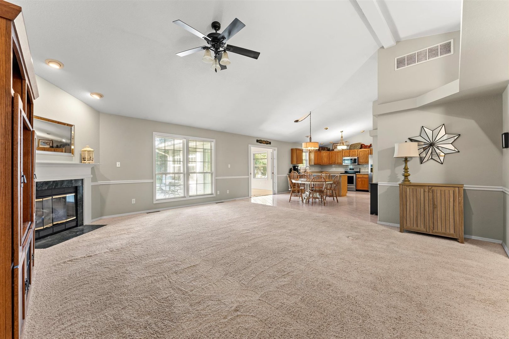 Homes for sale in Mahomet, IL | 1108 Beaver Creek Ln, Mahomet, IL 61853 | MLS# 12705380
