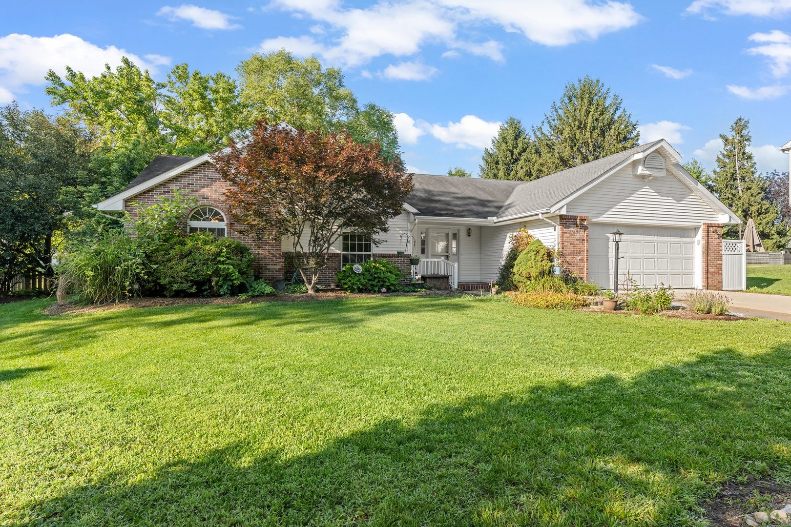 Homes for sale in Mahomet, IL | 1108 Beaver Creek Ln, Mahomet, IL 61853 | MLS# 12705380